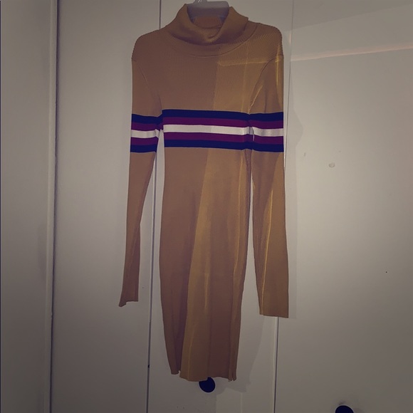 Sweater dress - Picture 1 of 3